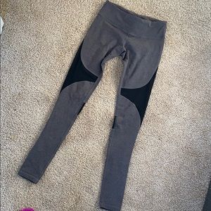 ALO yoga leggings